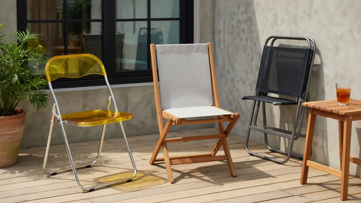 L’évolution inattendue des chaises pliantes : de l’objet d’appoint à l’icône du design