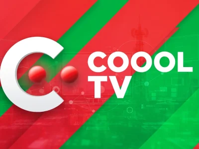 cool Tv est illustré par un fond aux rayures diagonales rouges et vertes