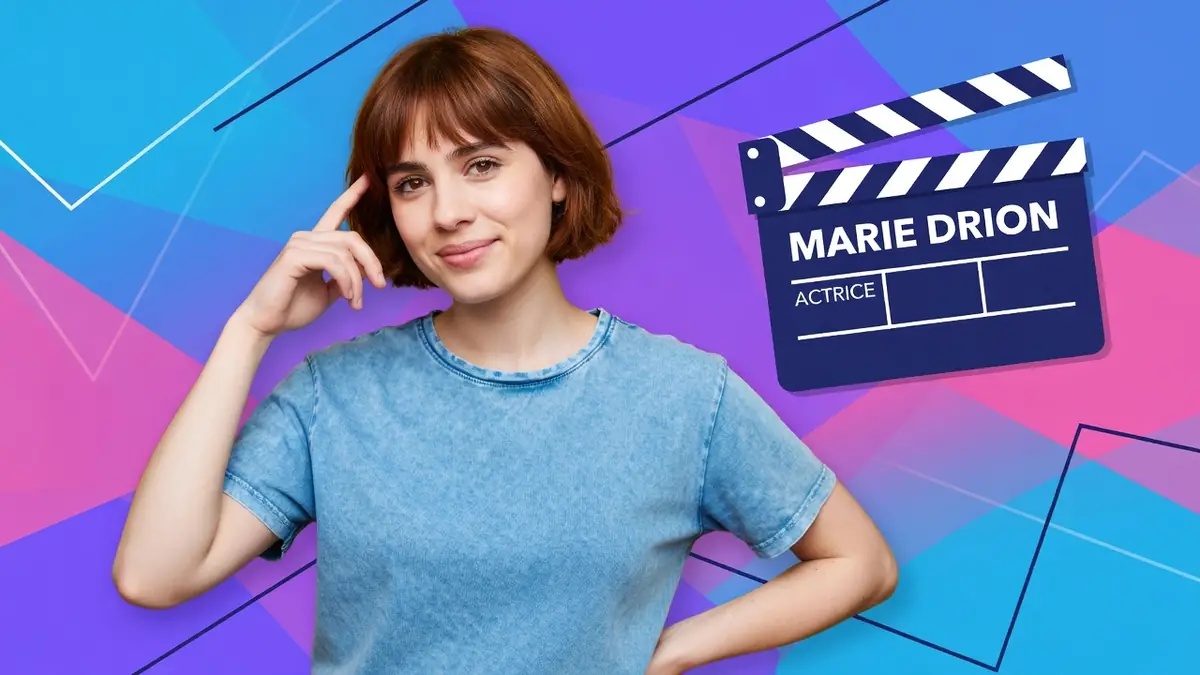 Marie Drion sourit en posant une main sur sa tempe devant un fond géométrique coloré