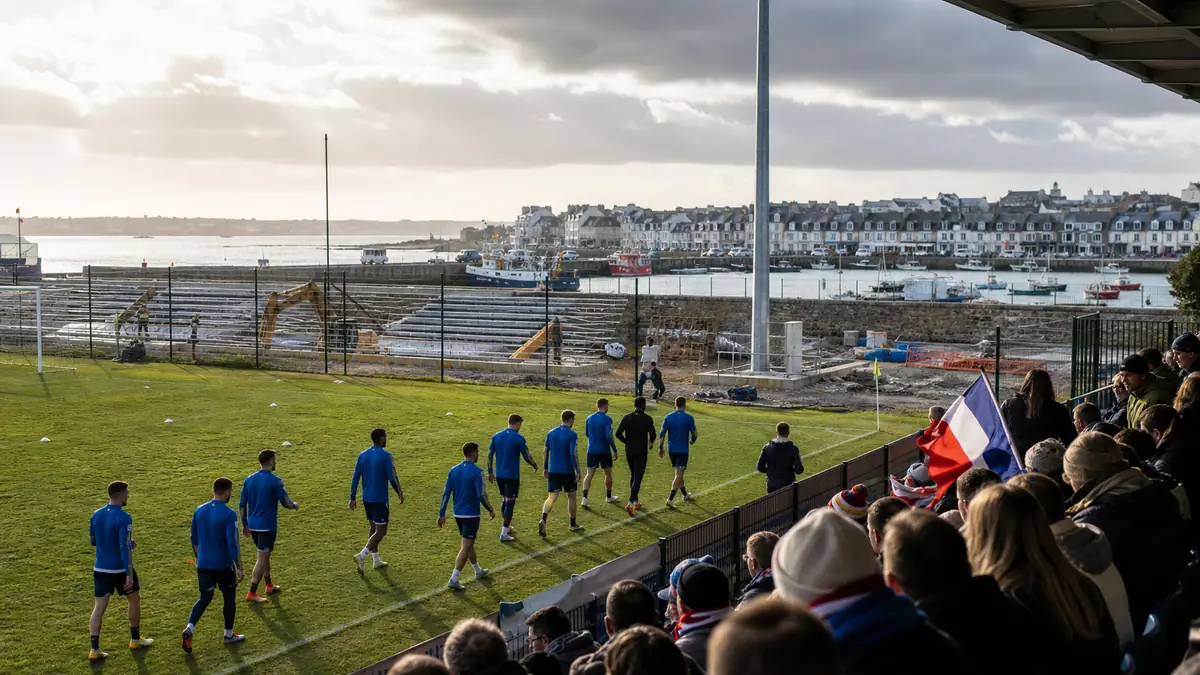 L&rsquo;union sportive concarnoise : la métamorphose d&rsquo;un bastion historique breton